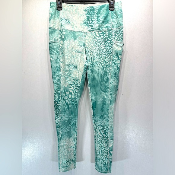 Chico’s Zenergy Mint Green & Cream Animal Print High Waist Performance Leggings - Picture 4 of 9